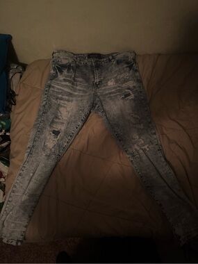 Rue 21 Men’s Distressed Light Blue Skinny Jeans